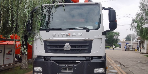 泵車以下2點(diǎn)步驟做好，使用過程中，注意保養(yǎng)
