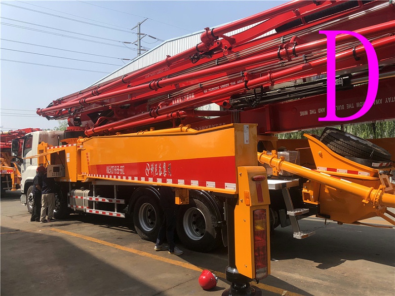 青島混凝土泵車(chē)價(jià)格 (3)