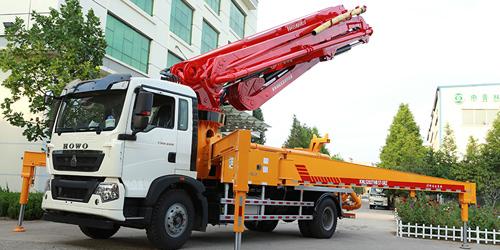 科尼樂(lè)小泵車迎新春，團(tuán)結(jié)力量共創(chuàng)輝煌