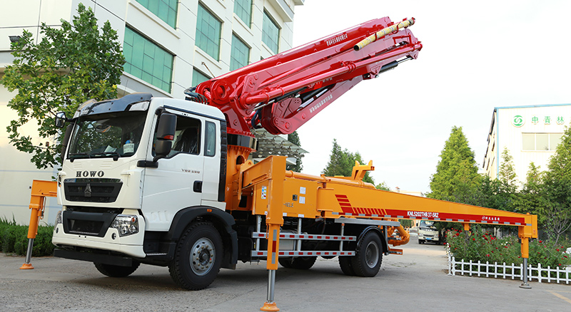科尼樂小泵車迎新春，團(tuán)結(jié)力量共創(chuàng)輝煌