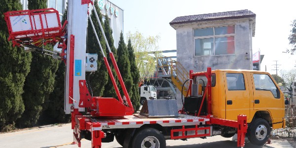 科尼樂32米云梯車搬運(yùn)，省時省力，它的作用有哪些你知道嗎